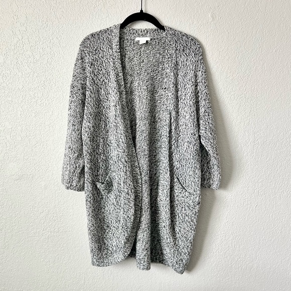 Oversized Knit Cardigan - Picture 2 of 5